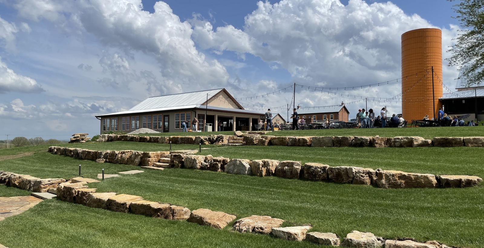 Augusta MO Balducci Vineyards Events Barn Hoffmann Commercial Real