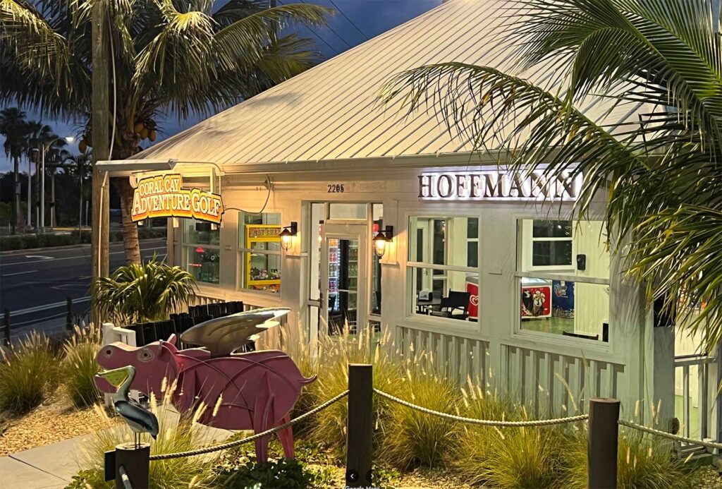 2205 Tamiami Trl E